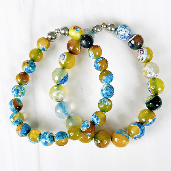 Blue green/yellow agate